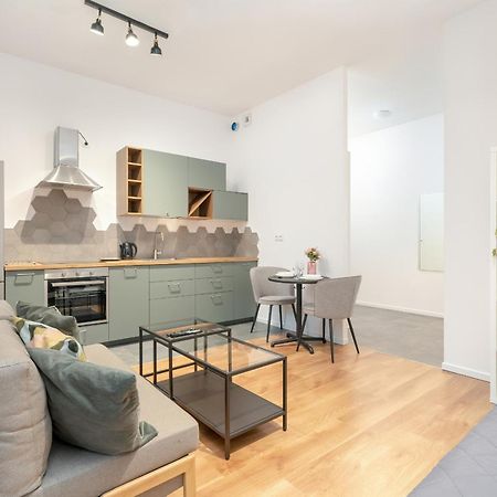 Cozy Studio With Balcony And Free Garage By Noclegi Renters Posen Exterior foto