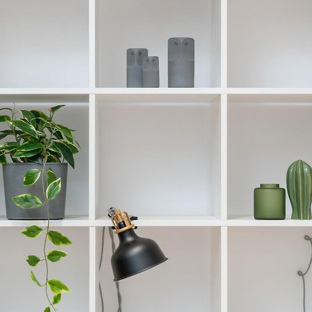 Cozy Studio With Balcony And Free Garage By Noclegi Renters Posen Exterior foto